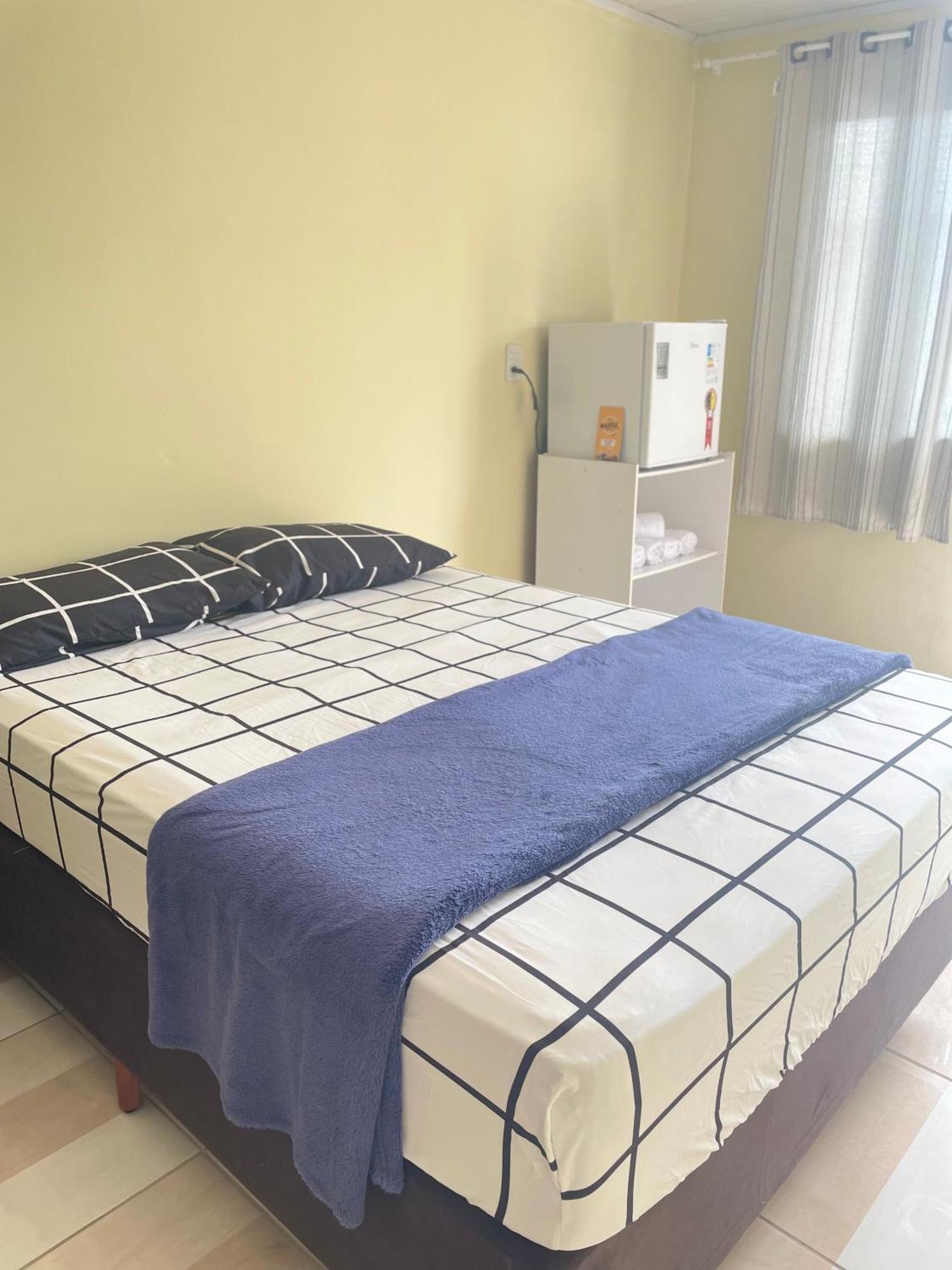 Em Penha Ao Lado Do Beto Carrero Quarto em Acomodações Particulares