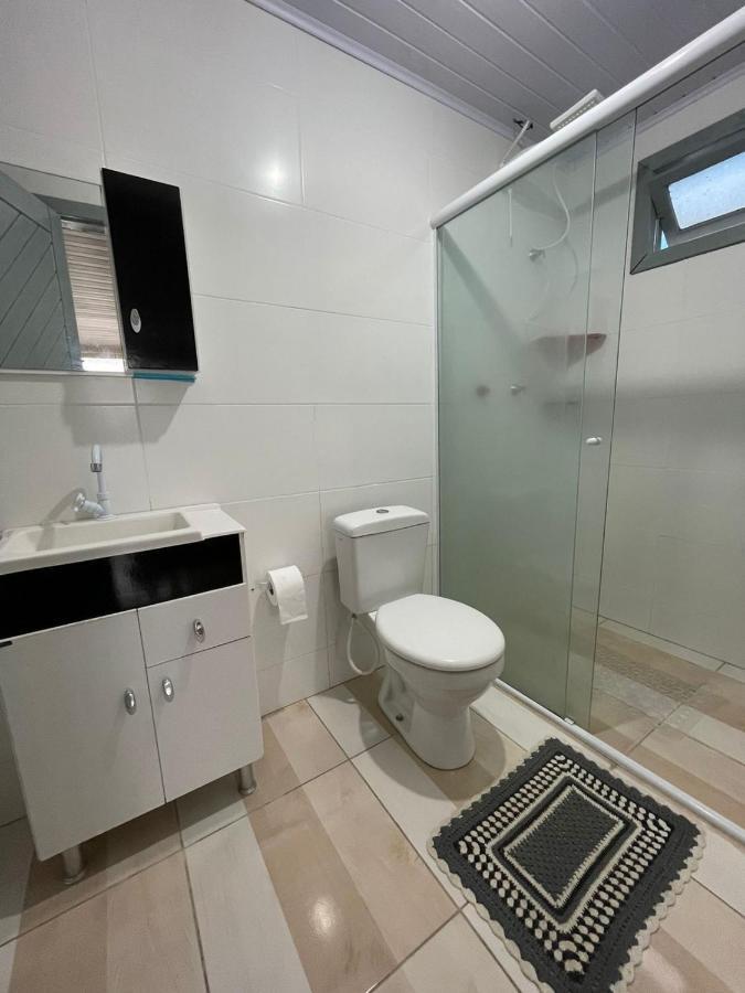 Homestay Em Penha Ao Lado Do Beto Carrero *